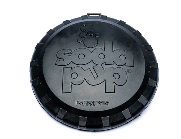 SodaPup Magnum Bottle Top Flyer Black Игрушка фрисби для собак, черная